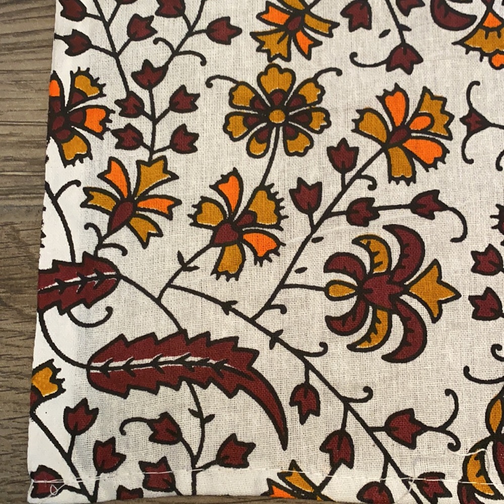 Brown white orange beige black tapestry brand new big - Picture 4 of 4